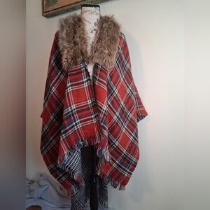 Red Plaid Poncho Wrap with Faux Fur Collar Fringe Hem Tartan Shawl Cape One Size